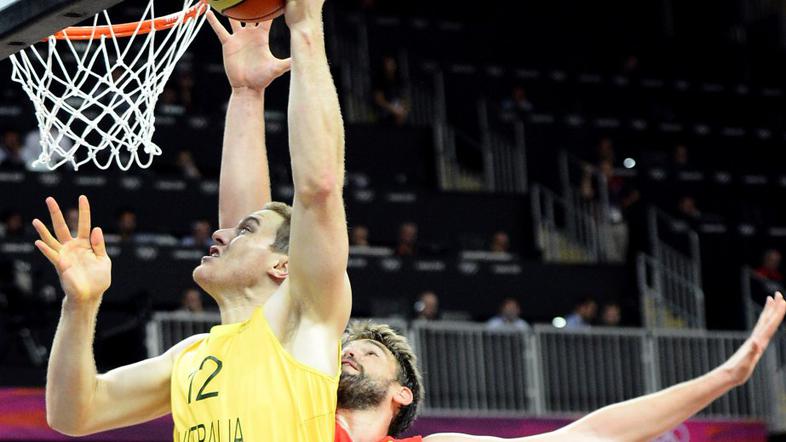 aron baynes avstralija london 2012