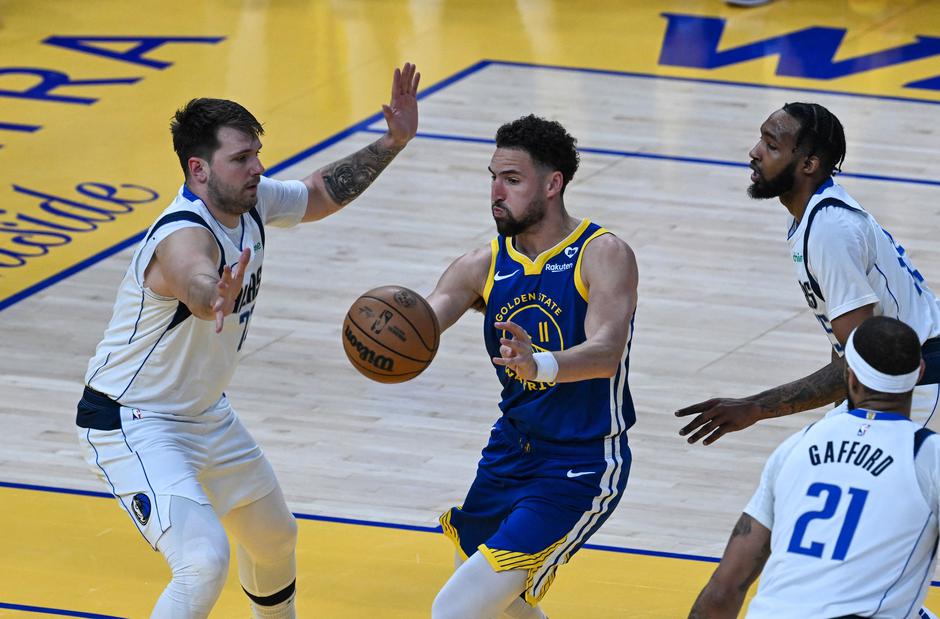 Klay Thompson in Luka Dončić | Avtor: Profimedia