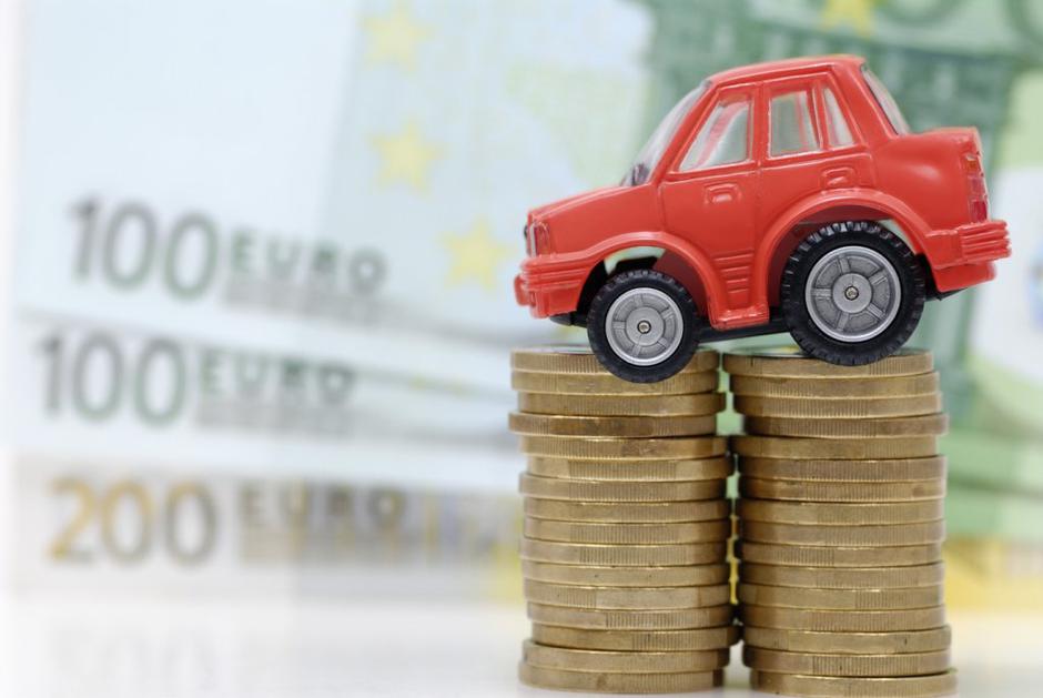 Stroški avtomobila | Avtor: Profimedias