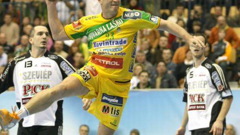 Edvard Kokšarov ostaja Celjan, pravijo v klubu.