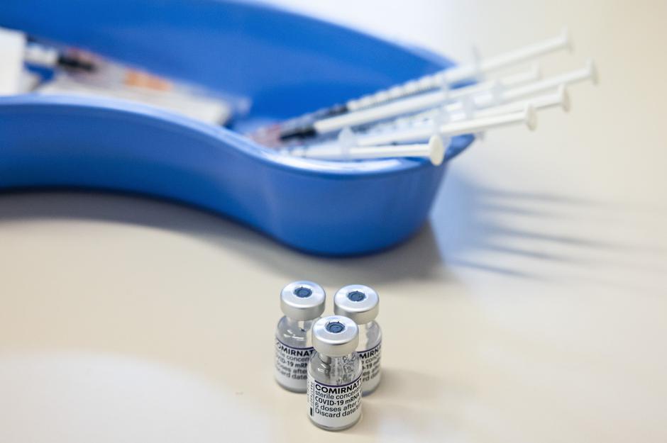 Omikron cepljenje testiranje | Avtor: Profimedia