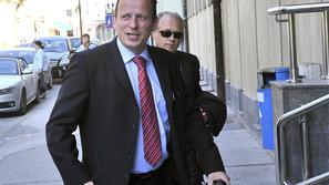 Celjski župan Bojan Šrot ne želi pristati na zahtevo KZS in plačati 720.000 evro