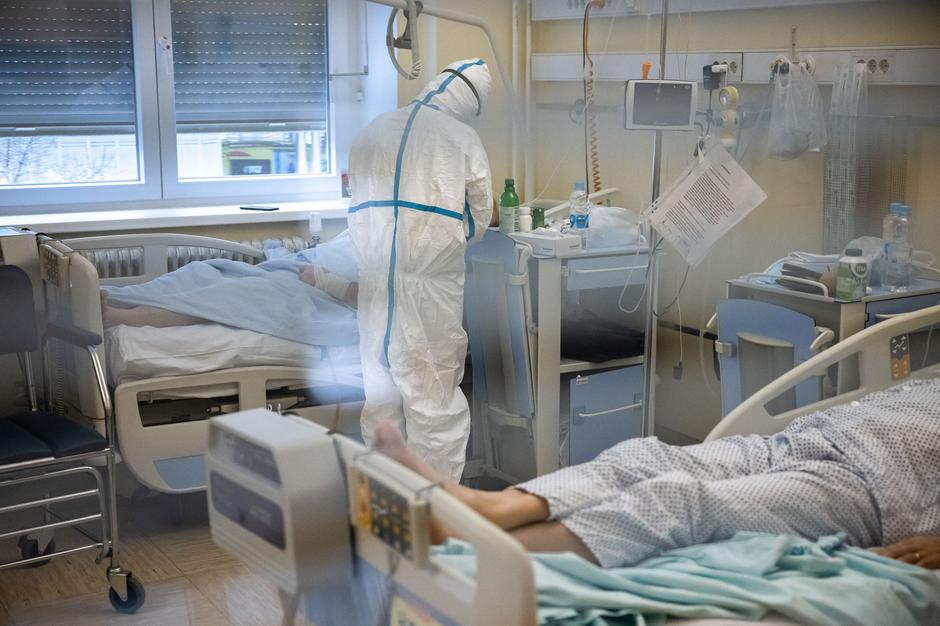 Covid-19 na Jesenicah | Avtor: Profimedia