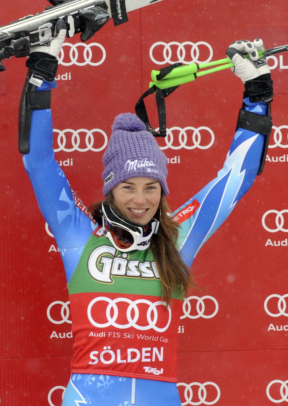 sport 08.11.12. Tina Maze, slovenska smucarka, Winner Tina Maze of Slovenia cele | Avtor: Hans Klaus Techt
