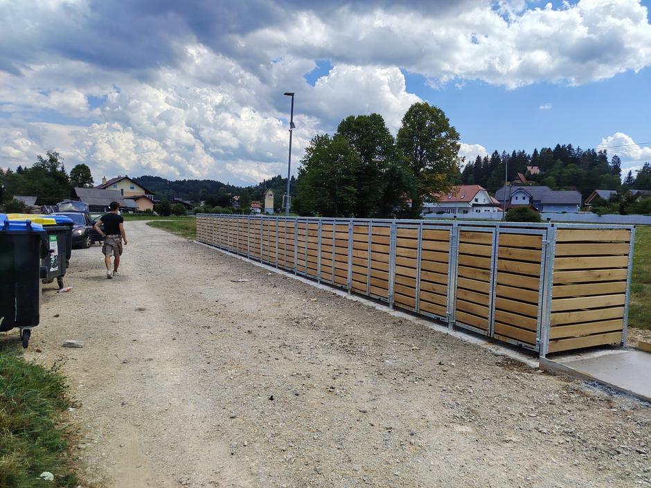 medvedovarni smetnjaki Rakitna | Avtor: Zavod za gozdove Slovenije