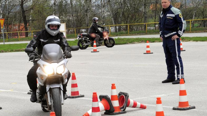 Pod vodstvom policista motorističnega inštruktorja bodo lahko motoristi nadgradi