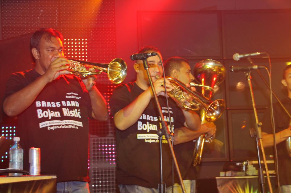 Trubači razplesali Koper