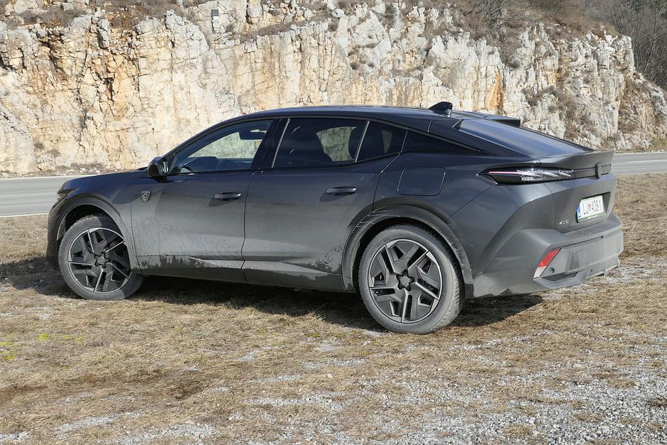 peugeot 408 | Avtor: Matija_Janežič