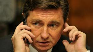 Kresalova ne verjame, da je Pahor resnično poklical Brezigarjevo, čeprav je klic