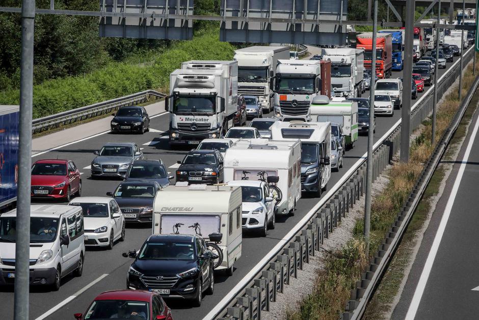 gneča na ljubljanski obvoznici | Avtor: Saša Despot