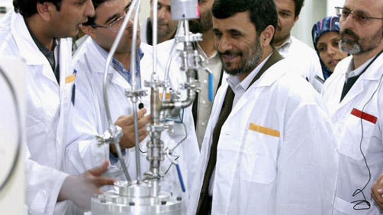 Iranski predsednik se ne da! Napovedal je izgradnjo novih tovarn za bogatenje ur