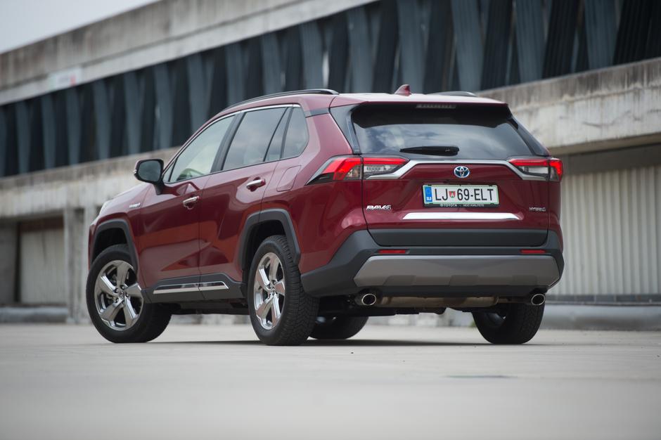 Toyota RAV4 | Avtor: Anže Petkovšek