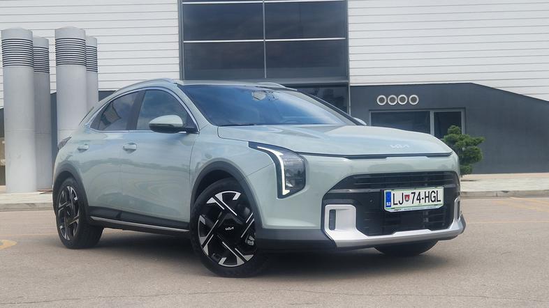 Prenovljena kia xceed