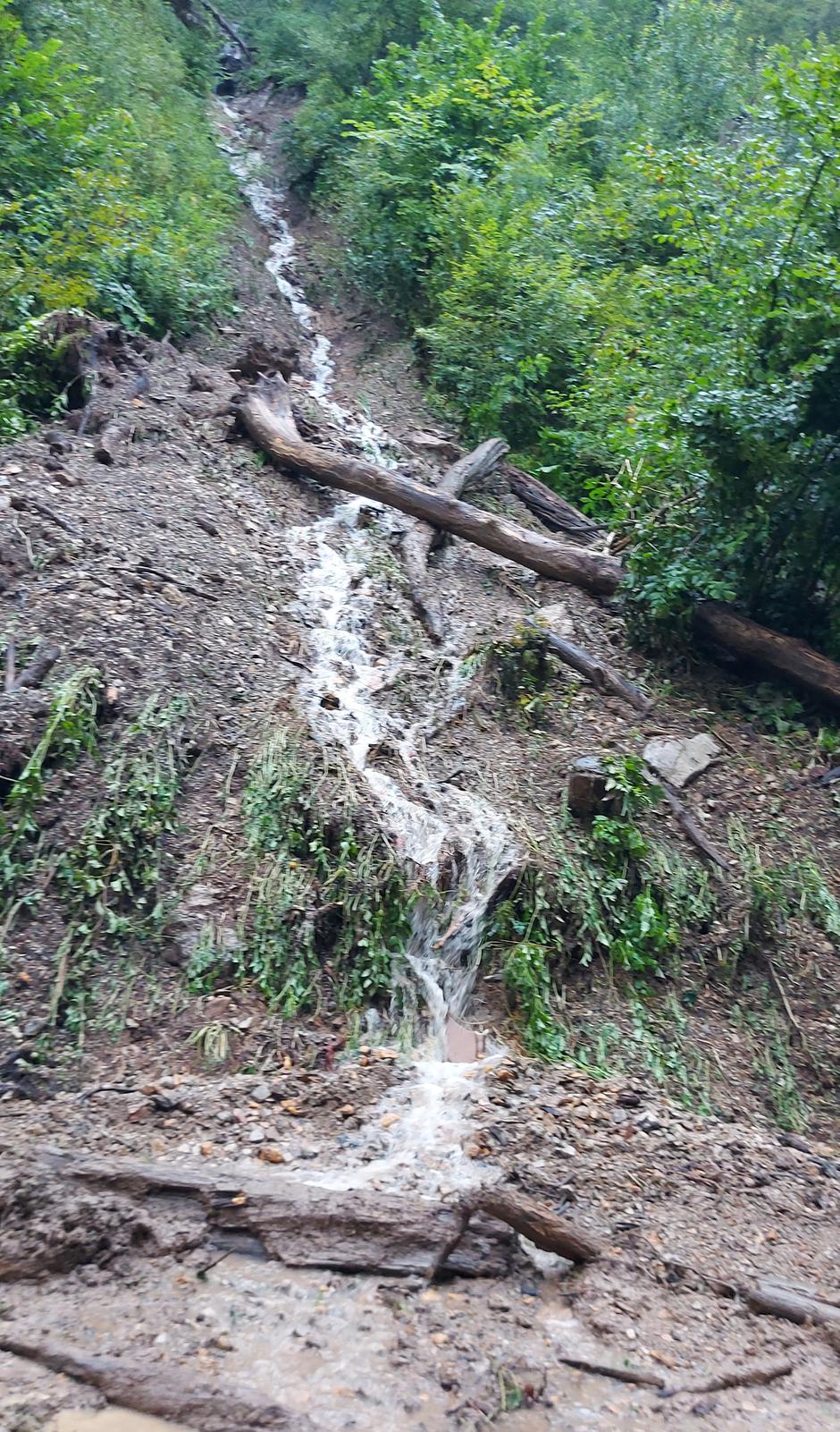 Trnovec, poplave, Medvode | Avtor: Mojca Murnik