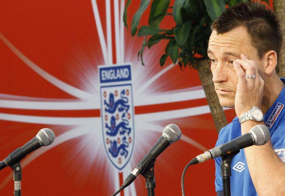 John Terry je med nedeljsko tiskovno konferenco povedal, da bo verjetno na večer