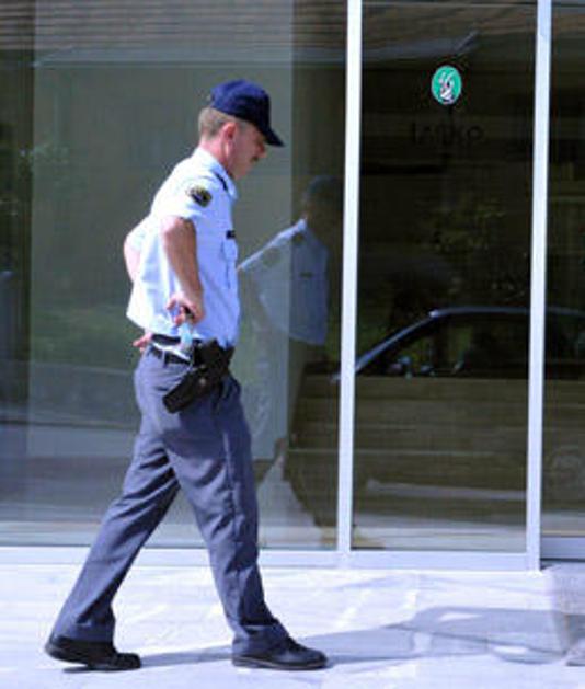 Kriminalisti so obiskali pivovarje iz Laškega in nekatera njihova podjetja.