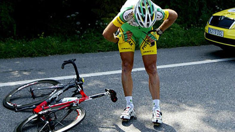 Uroš Murn se po poškodbi vrača v Slovenijo, kjer bo eno leto kolesaril za matičn