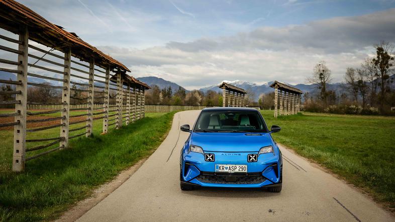 predstavitev Alpine A290