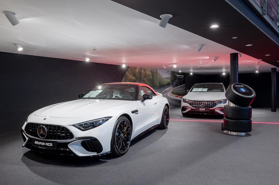 Mercedes-Benz otvoritev prenovljenega salona in servisa