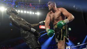 Tyson Fury : Deontaye Wilder