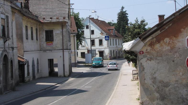 Stare kandijske hiše - večina jih je že več let izpraznjenih - so, kot kaže, za 