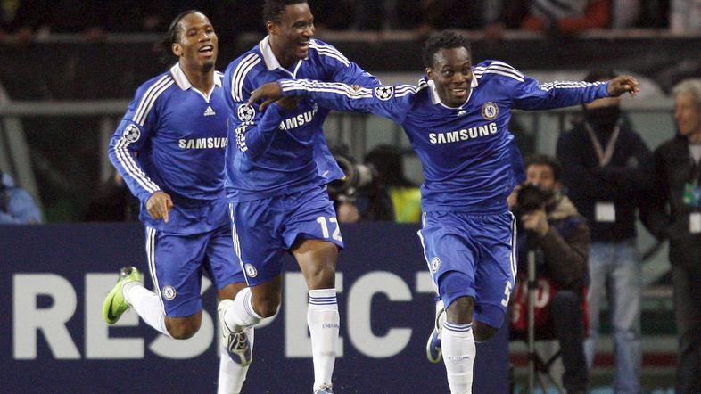 Zvezdniki Chelseaja Drogba, Obi Mikel in Essien bi utegnili stati nasproti našim