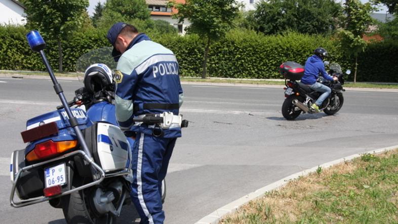 Policijski nadzor motorja