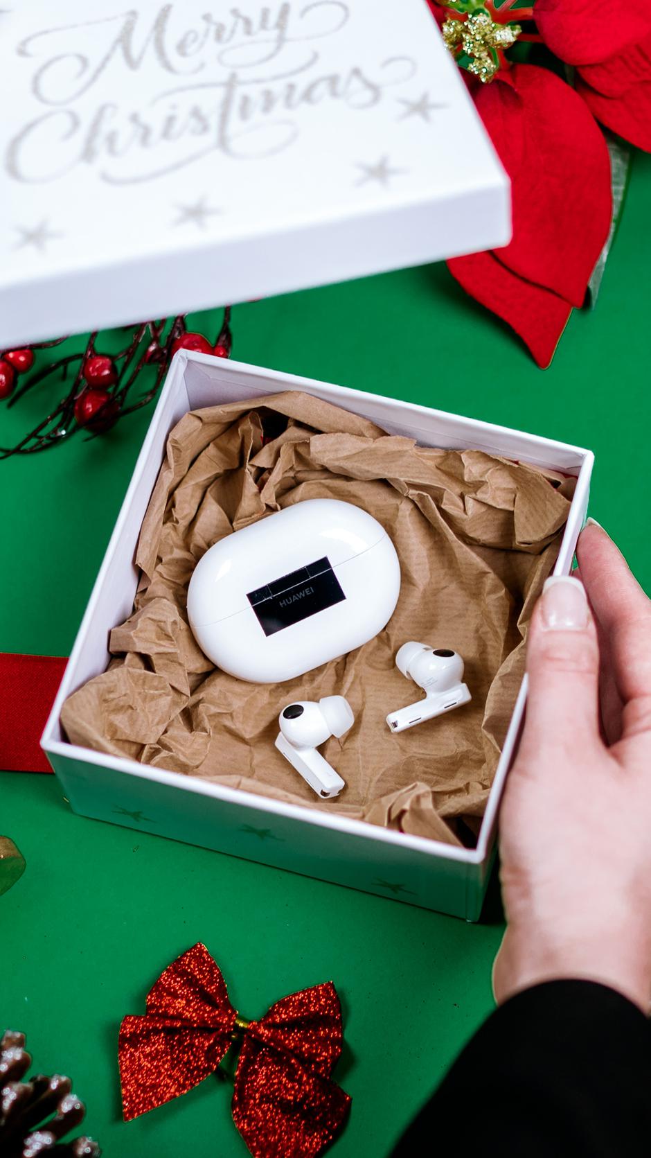 Huawei Xmas FreeBuds Pro | Avtor: Huawei