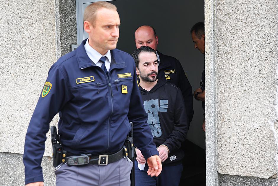 Jeseniška deklica | Avtor: Saša Despot