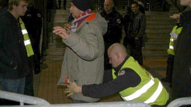 Varnostnik pri Varnosti Maribor za nočno delo prejme 90 centov bruto dodatka na 