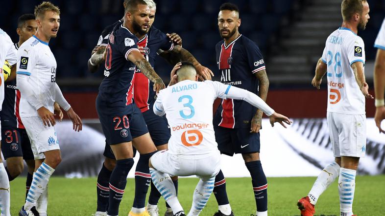 Layvin Kurzawa Álvaro González PSG Marseille