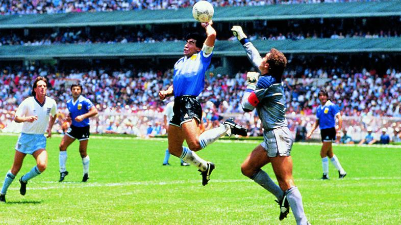 božja roka maradona