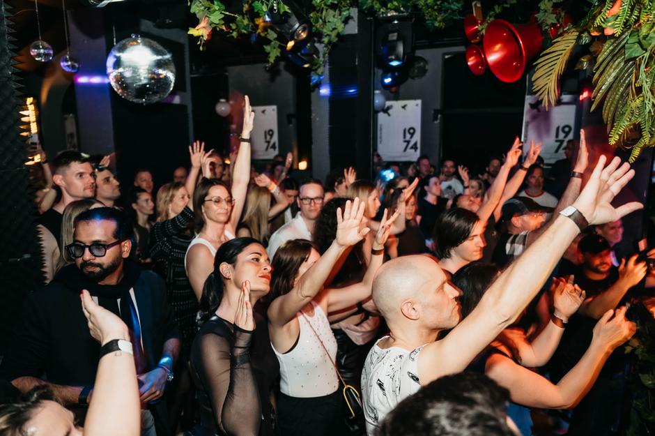 Senka Umek Amalu Publika | Avtor: 