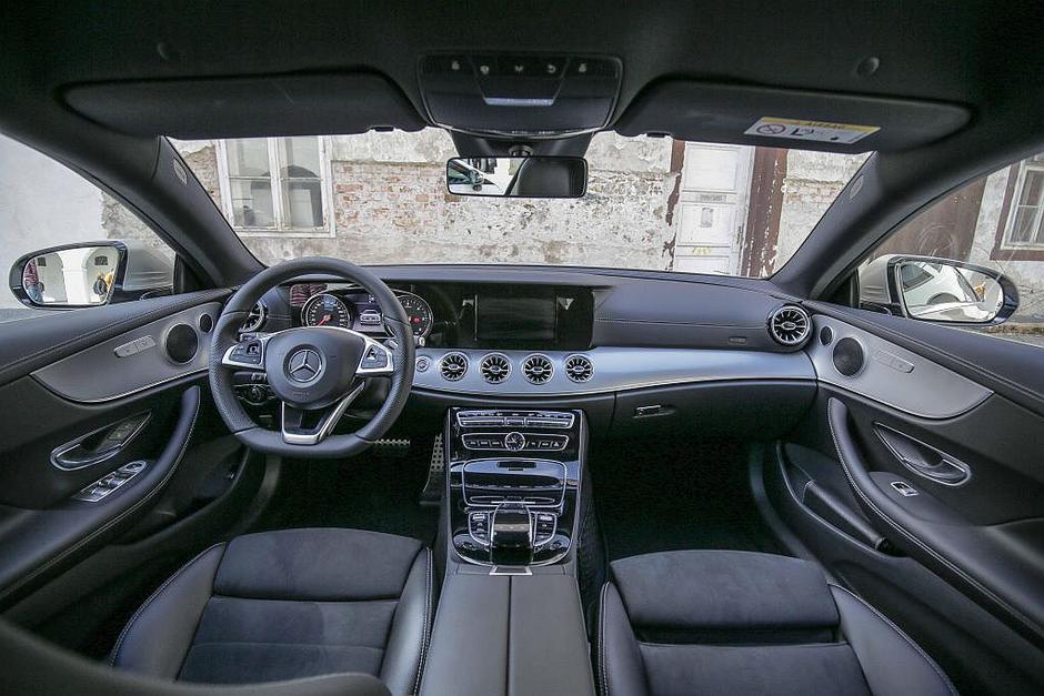 Mercedes E T | Avtor: Gregor Prebil