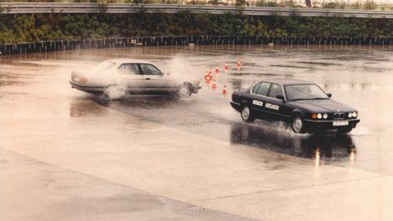 Enega najpomembnejših mejnikov v zgodovini varnosti na cesti predstavlja sistem 