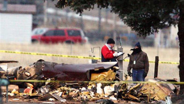 Na kraju nesreče v Montani so preiskovalci ameriške Zvezne uprave za zračni prom