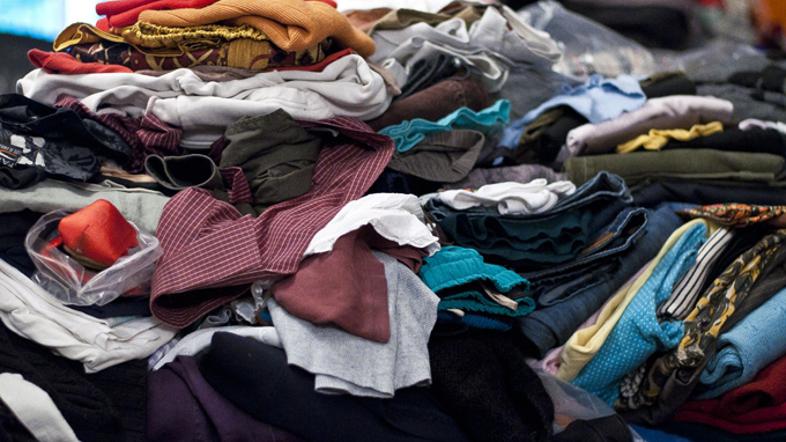 ljubljana 19.12.13. tekstil, zbiranje, oblacila, stara, rabljena, Tekstilnica, f