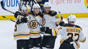 St. Louis Blues : Boston Bruins