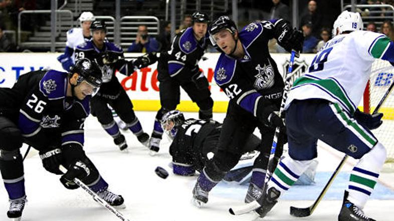 Los Angeles Kings Anžeta Kopitarja so v ponedeljek premagali Vancouver.