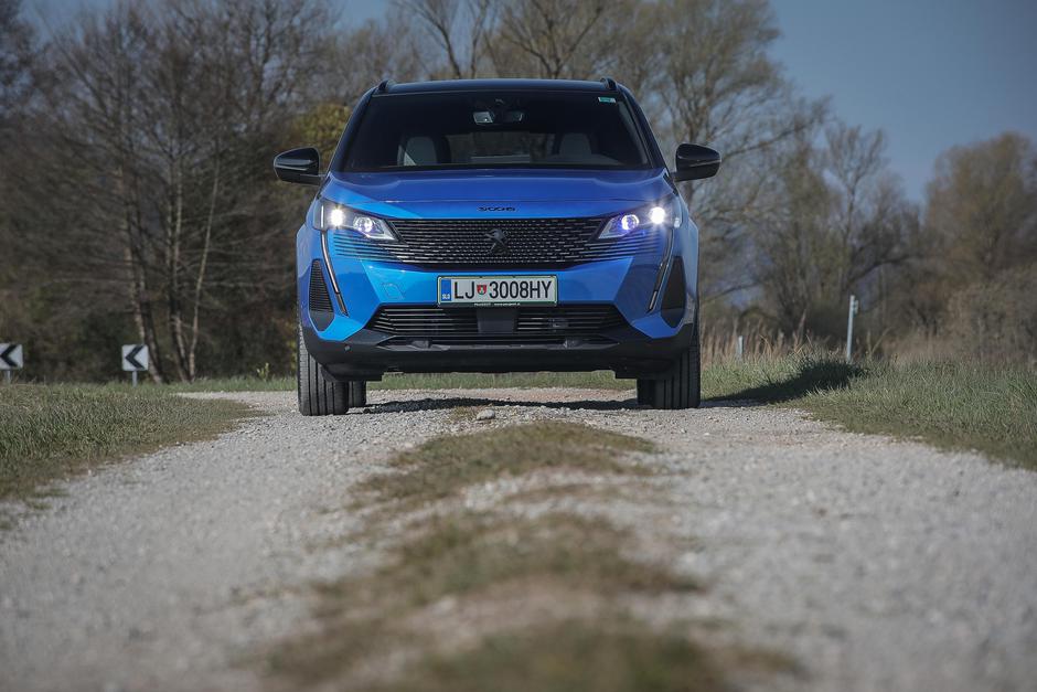 Peugeot 3008 HYbrid4 | Avtor: Saša Despot