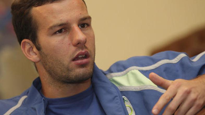 Samir Handanovič bo tudi v novi sezoni prvi vratar italijanskega prvoligaša Udin