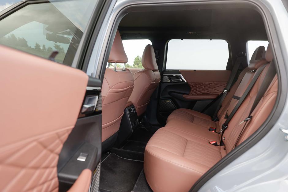 Mitsubishi Outlander | Avtor: Saša Despot