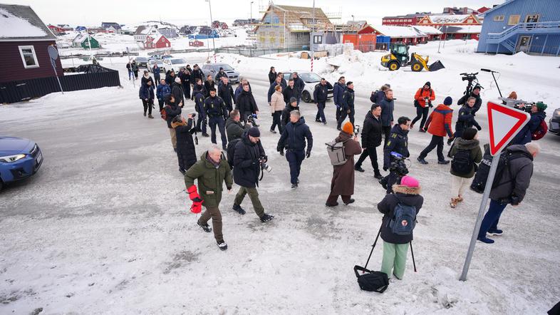 danska predsednica vlade obiskala Grenlandijo