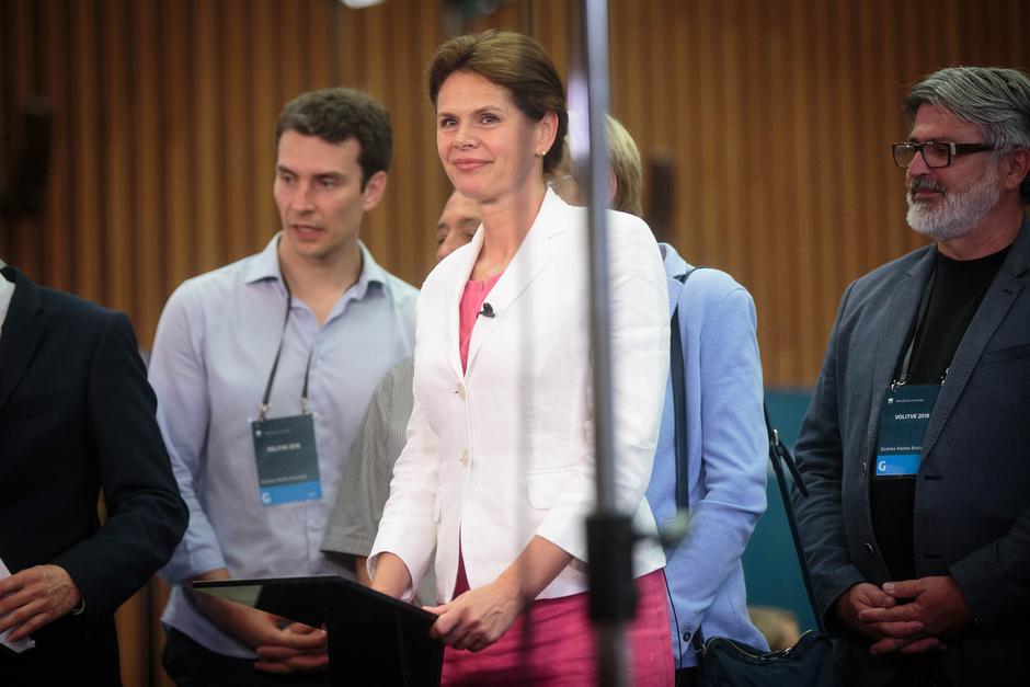 Alenka Bratušek, Jernej Pavlič in Roman Jakič | Avtor: Sandi Fišer / mediaspeed.net