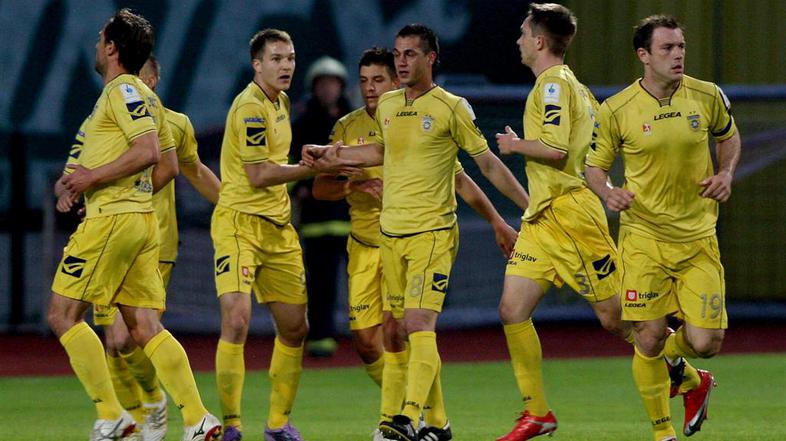 Domžalčani so odšli domov z odmevnim skalpom nekdanjih jugoslovanskih in hrvaški