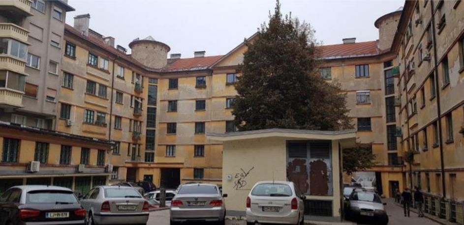 Stanovanje, ki se prodaja na naslovu Gestrinova 5