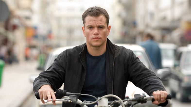 Matt Damon je v vlogi Jasona Bourna odličen.