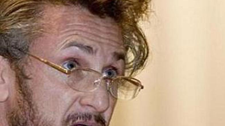 Penna smo vajeni v vlogah neizprosnih, trdih poštenjakov.