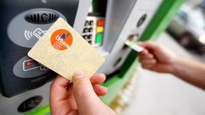 ljubljana 09.10.2009, kartica urbana, polnjenje kartice urbane, urbanomat, LPP, 