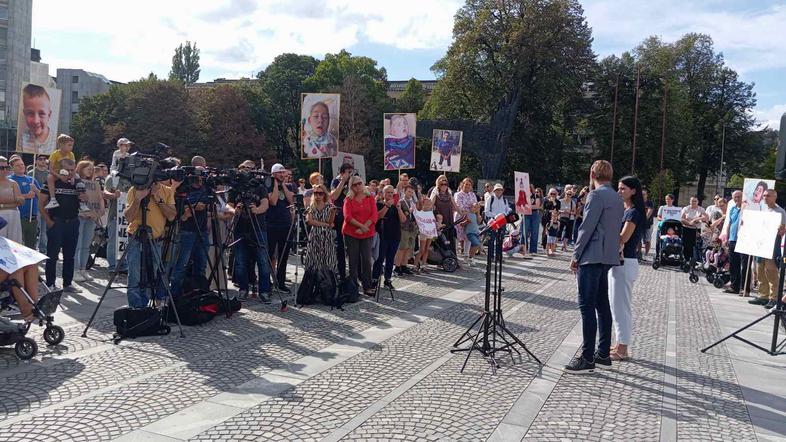 Protest za bolne otroke